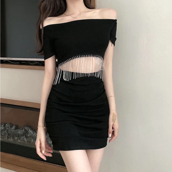 NWT Fringed Open-Waist Off-The-Shoulder Bodycon Dress - Picture 3 of 4